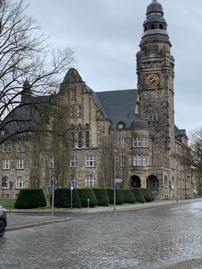ויטנברג Exklusive Stadtwohnung Am Elbradweg: Best-Preis-Fewo Rathausblick 1 Fuer Max. 3 Pers. Inkl. Wlan, Prime Video & Self Check-In מראה חיצוני תמונה